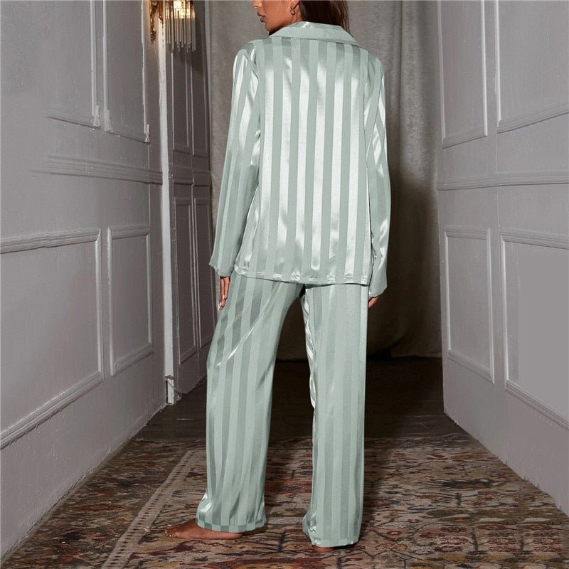 Aurora Silke Pyjamassæt til Kvinder – Luksus, Komfort og Elegance - My Store
