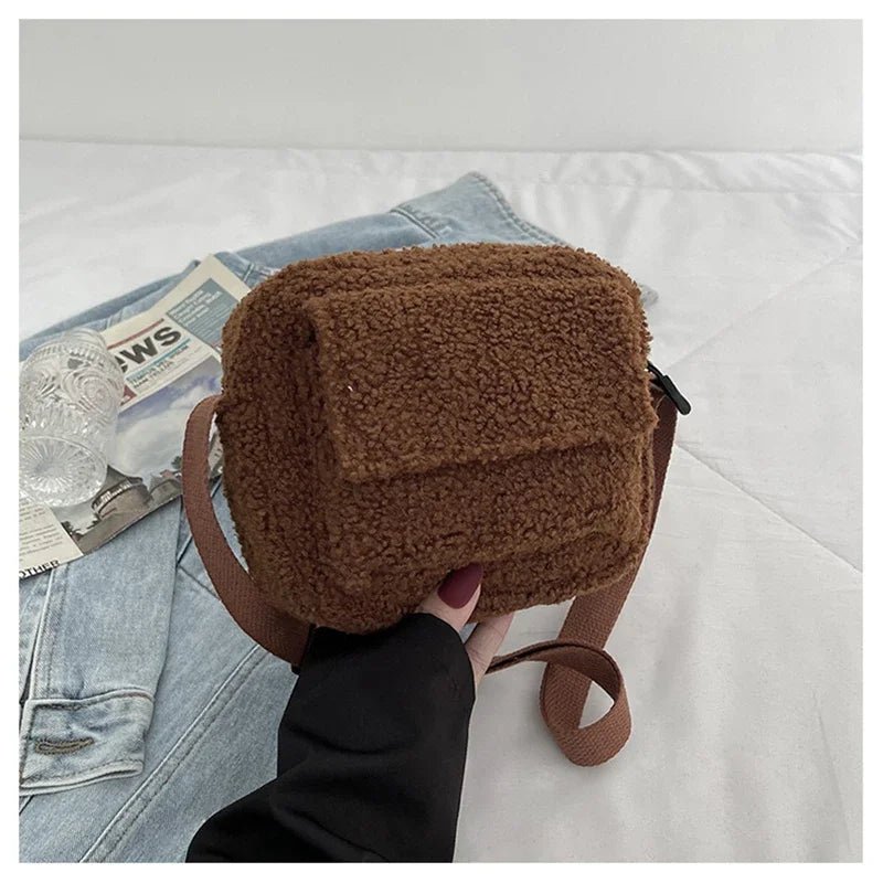Crossbody Taske i Plys – Fluffy, Luksuriøs og Kompakt - My Store