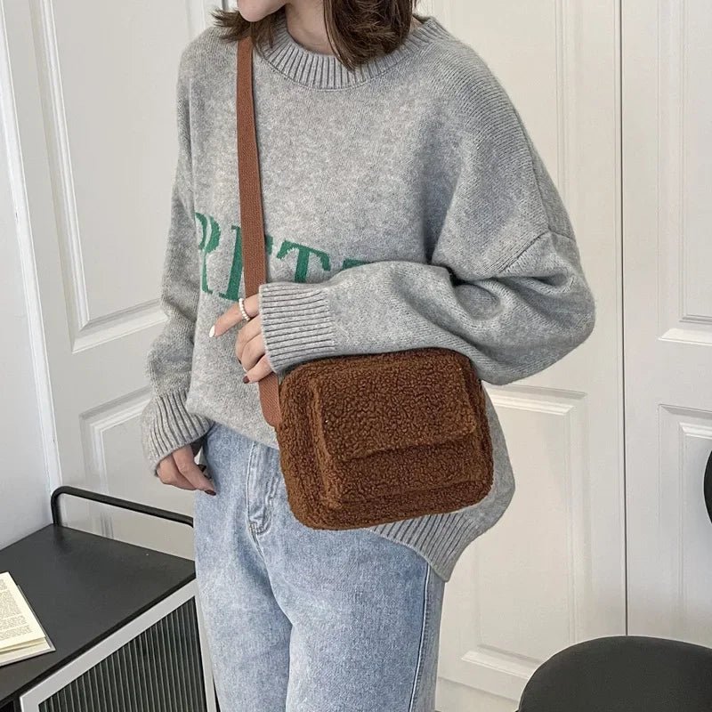 Fluffy faux fur crossbody bag – view 2