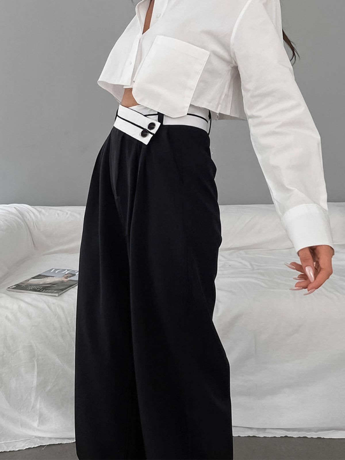Women's asymmetric wide-leg trousers – view 5