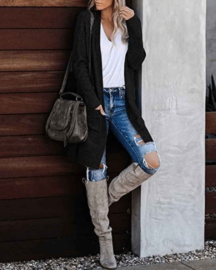 Women's knitted sweater in Black – view 5