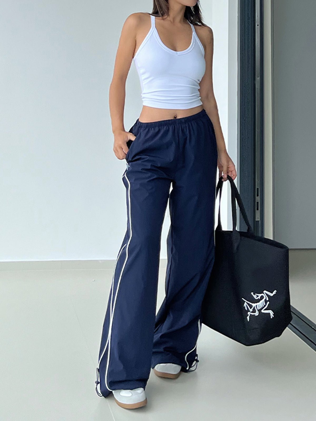 Women's sporty drawstring trousers – view 5