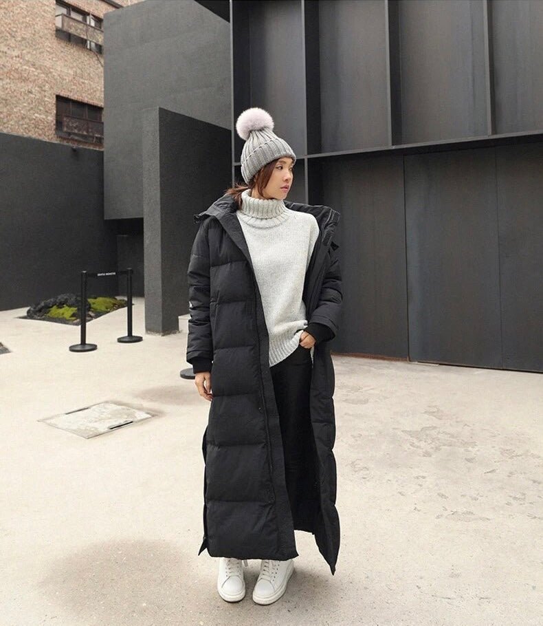 Women's windproof winter jacket in Black – view 2