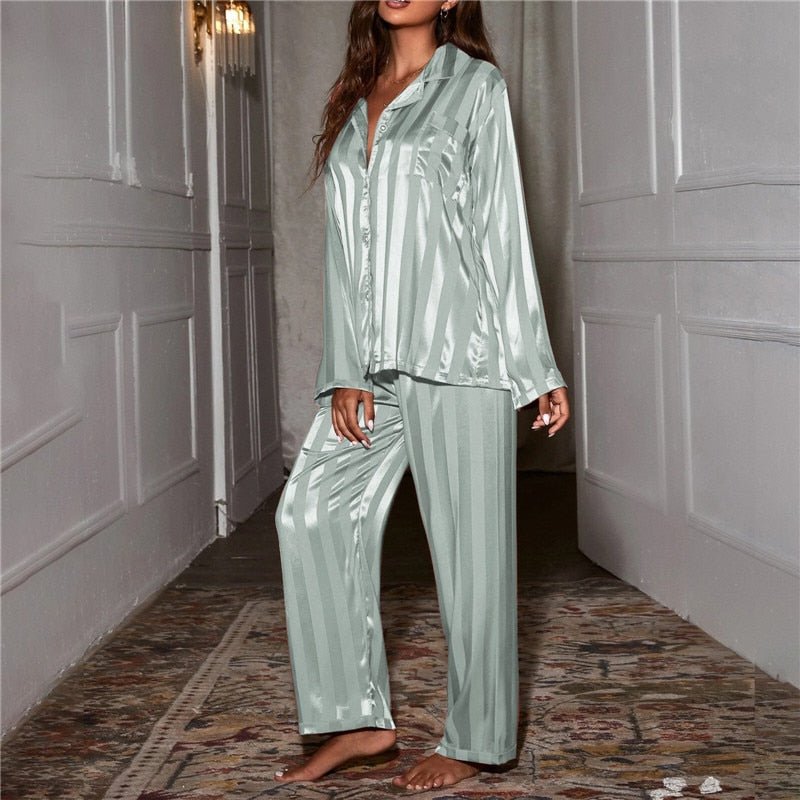 Aurora Silke Pyjamassæt til Kvinder – Luksus, Komfort og Elegance - My Store
