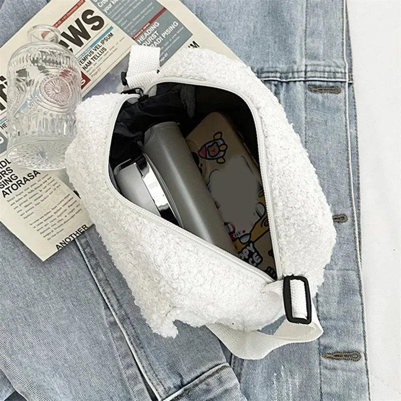 Crossbody Taske i Plys – Fluffy, Luksuriøs og Kompakt - My Store