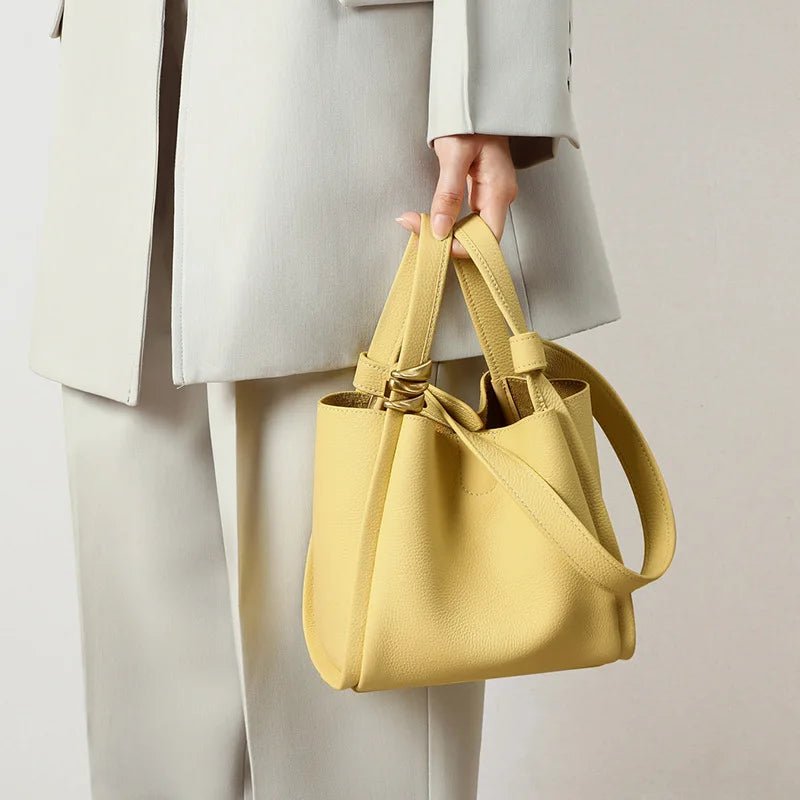 Skuldertaske i Ægte Læder – Hvid og Irisgul Bucket Bag - My Store