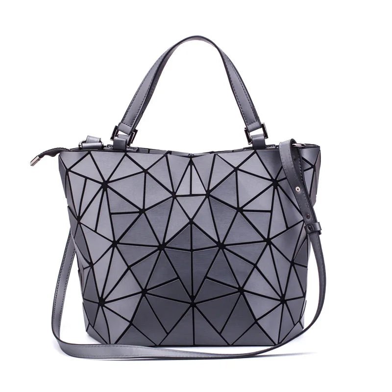 Geometric diamond handbag in Grey – view 3