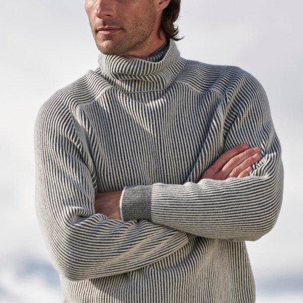 Men's roll-neck jumper – view 2
