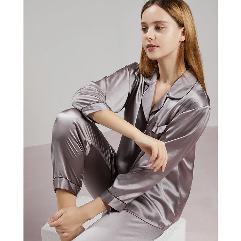 Vivienne women's pure silk pyjamas in Silver – view 13