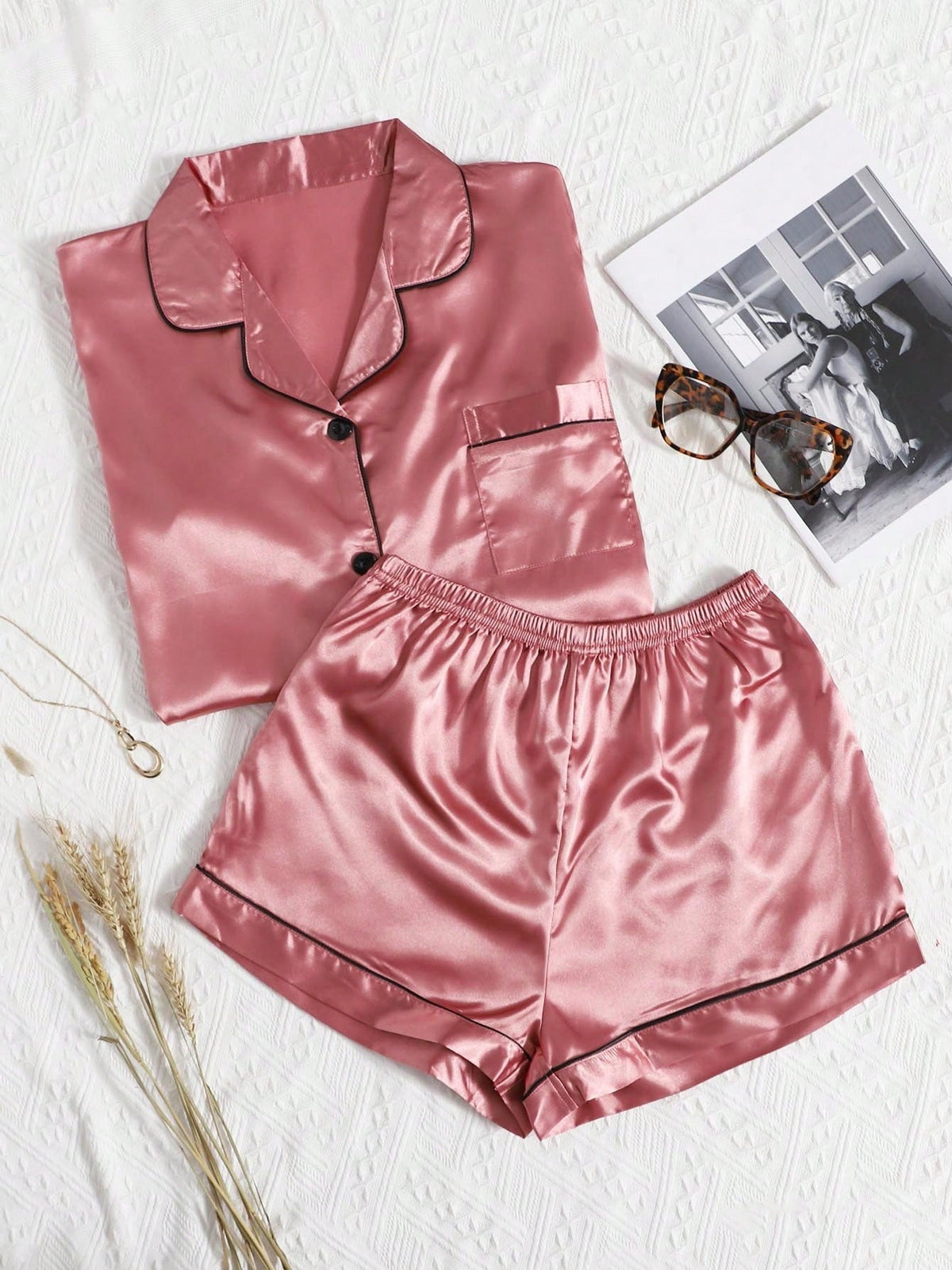 Women's satin pyjama set with contrast piping – view 9
