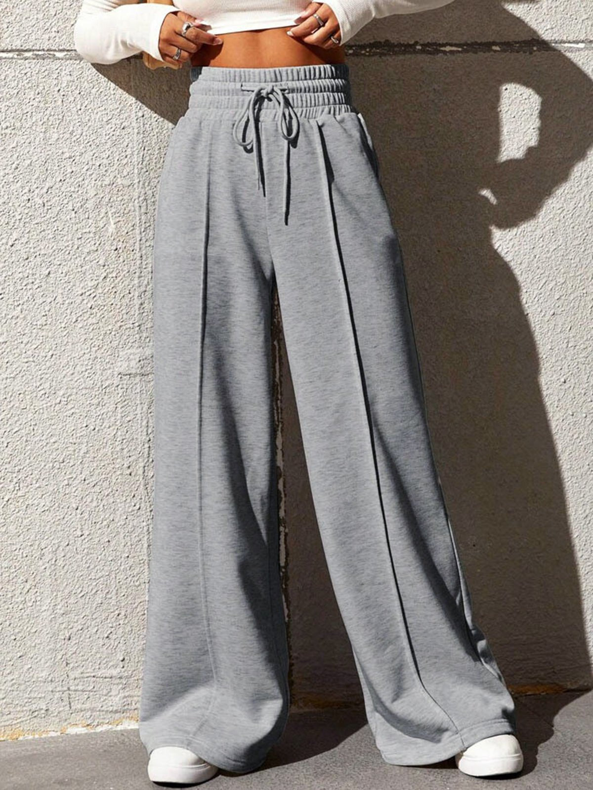 Women's wide-leg joggers in Grey
