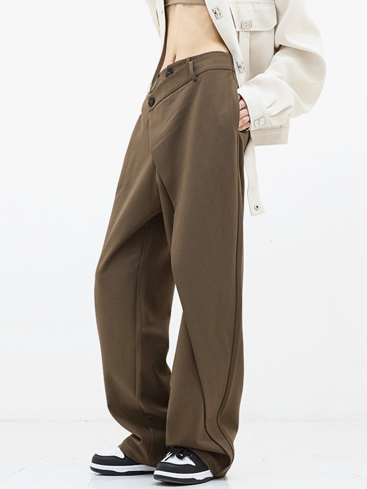 Women's wide-leg trousers with decorative buttons – view 8